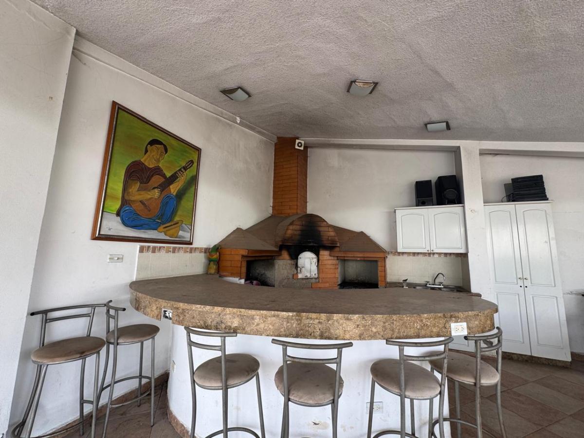 Tumbaco, El Arenal - Casa en Venta en Conjunto Exclusivo — imagen 4