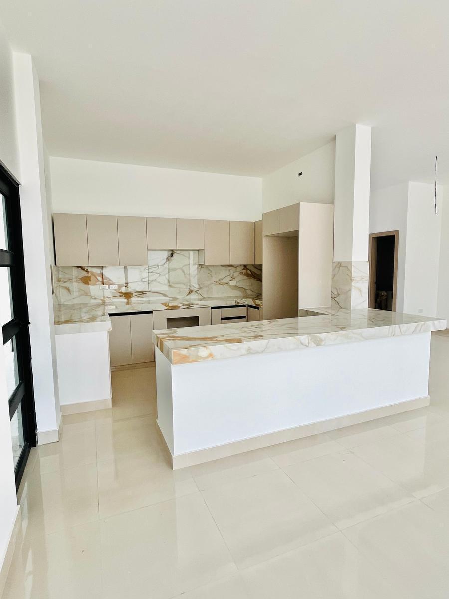 Casa en Venta en Mallorca Via a Salitre Cerca del Mall El Dorado, Guayas — imagen 8
