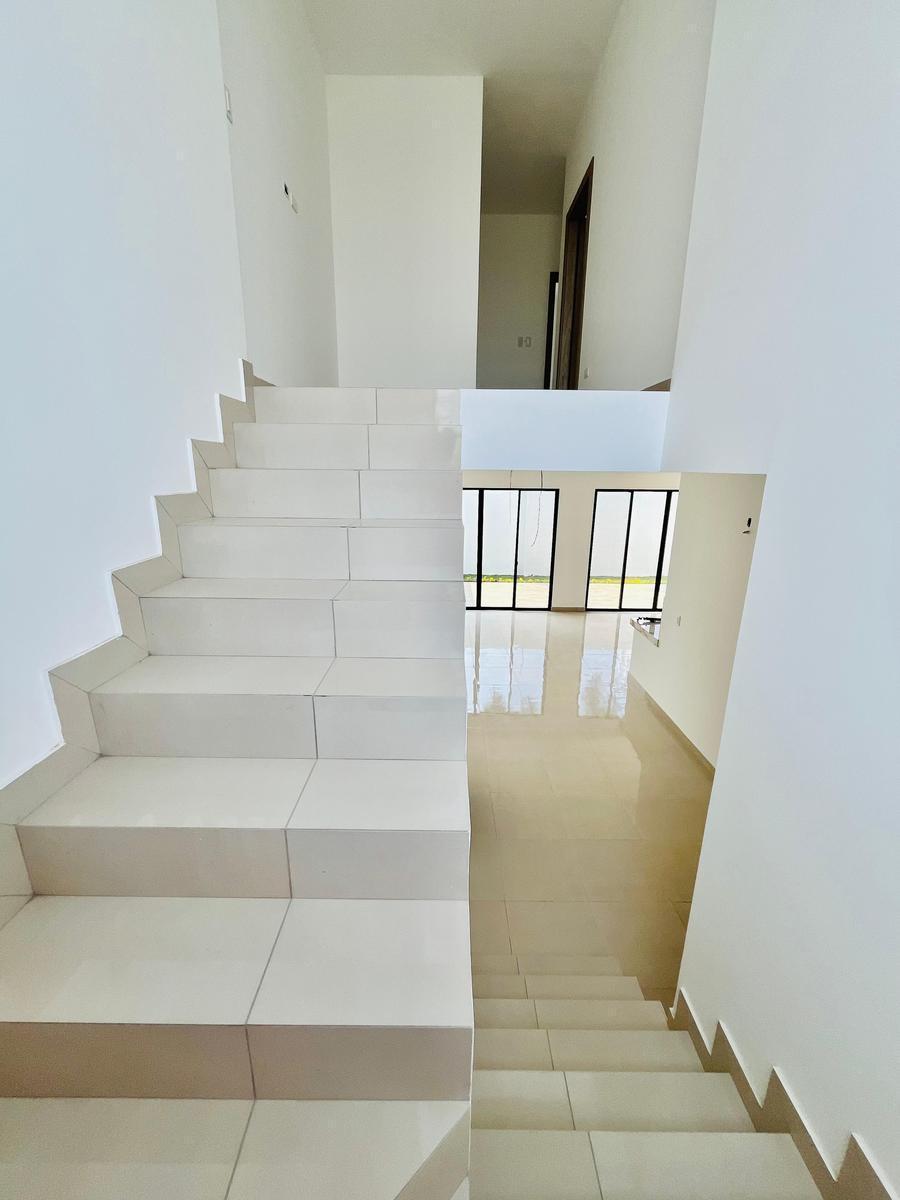 Casa en Venta en Mallorca Via a Salitre Cerca del Mall El Dorado, Guayas — imagen 7