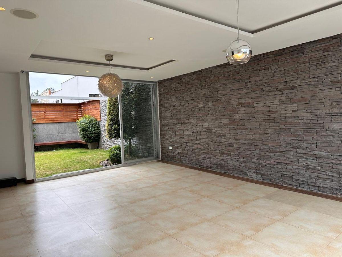 Casa en Venta Dentro de Urbanización Sector Vía Intervalle Cerca a El Club El Nacional — imagen 10