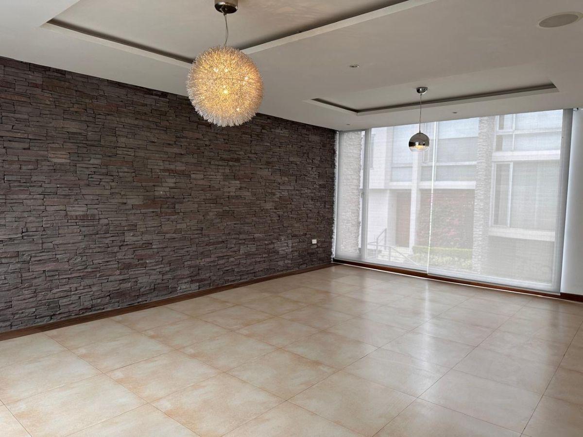 Casa en Venta Dentro de Urbanización Sector Vía Intervalle Cerca a El Club El Nacional — imagen 9