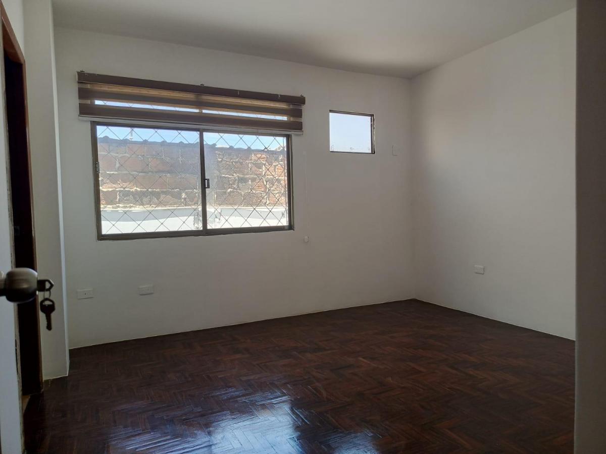 En Venta Hermosa Casa en Manta Sector Umiña, Manabí — imagen 3