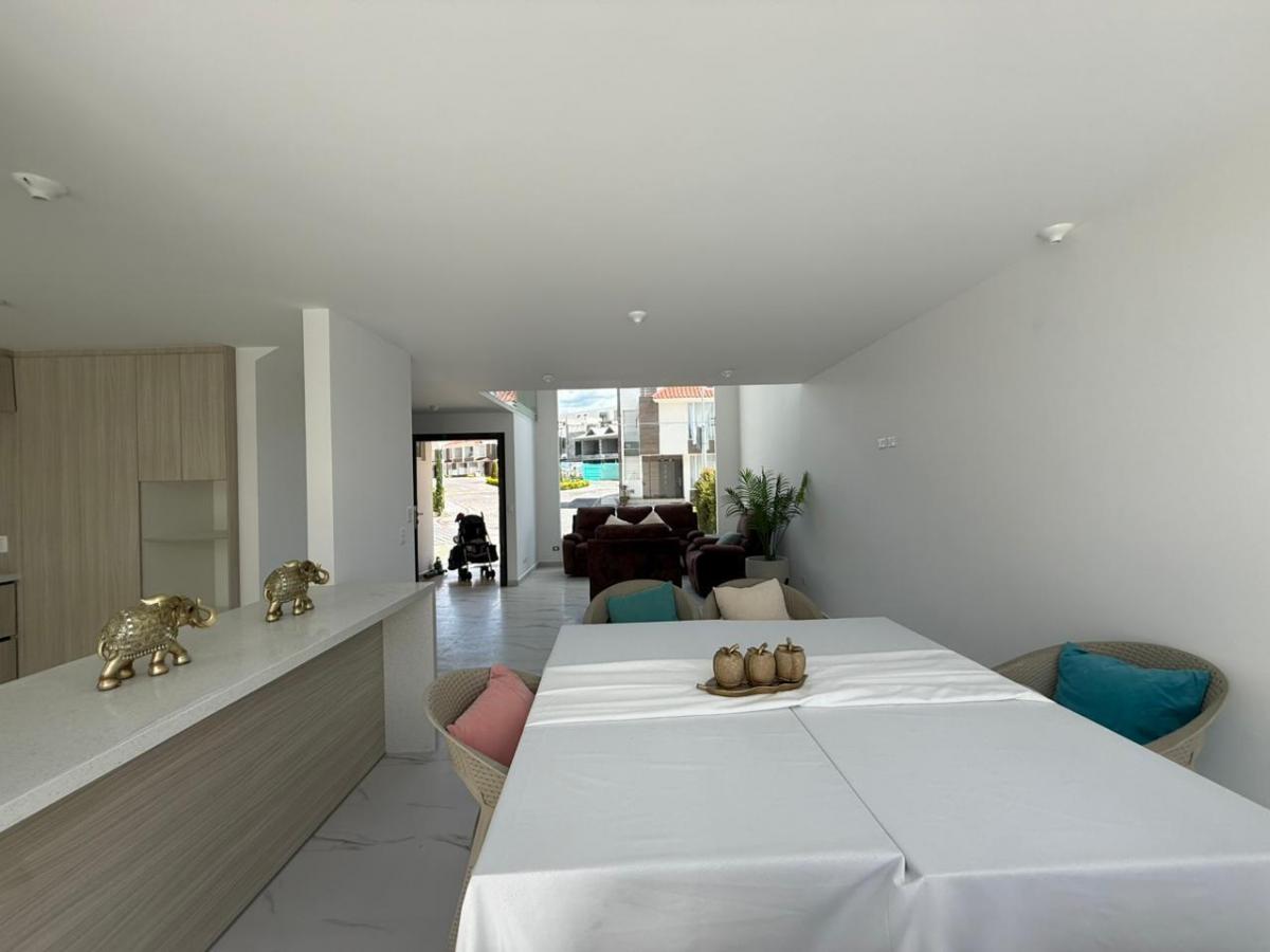 Casa en Conocoto — imagen 3