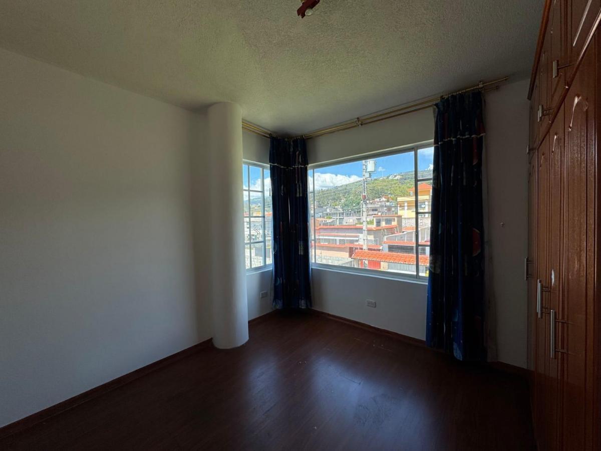Hermosa Propiedad en Venta Conocoto – Armenia II – Urb. Los Retoños – 269.44 m² Const. / 445.79 m² T — imagen 3