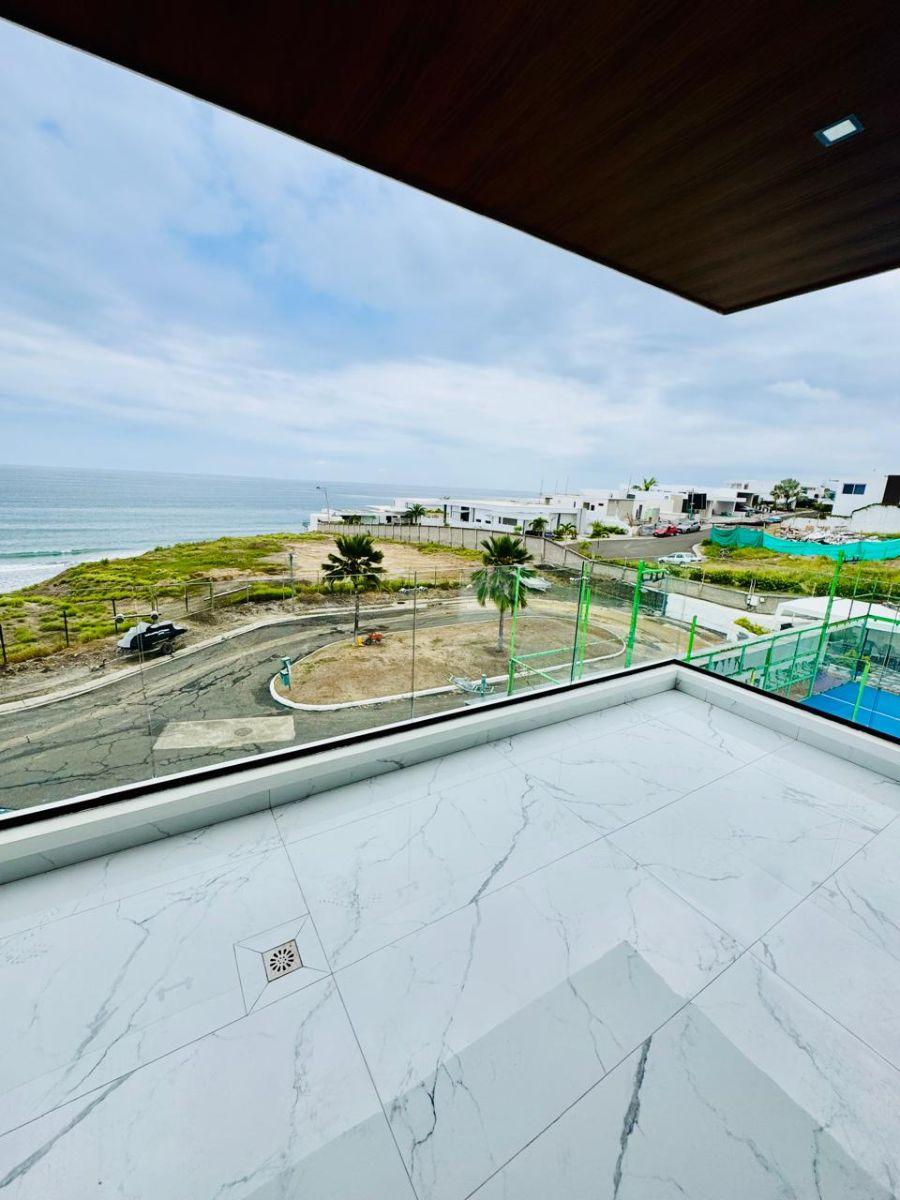 En Venta, Casa de 5 Habitaciones Frente Al Mar en Urbanización Exclusiva de Manta, Manabí — imagen 10