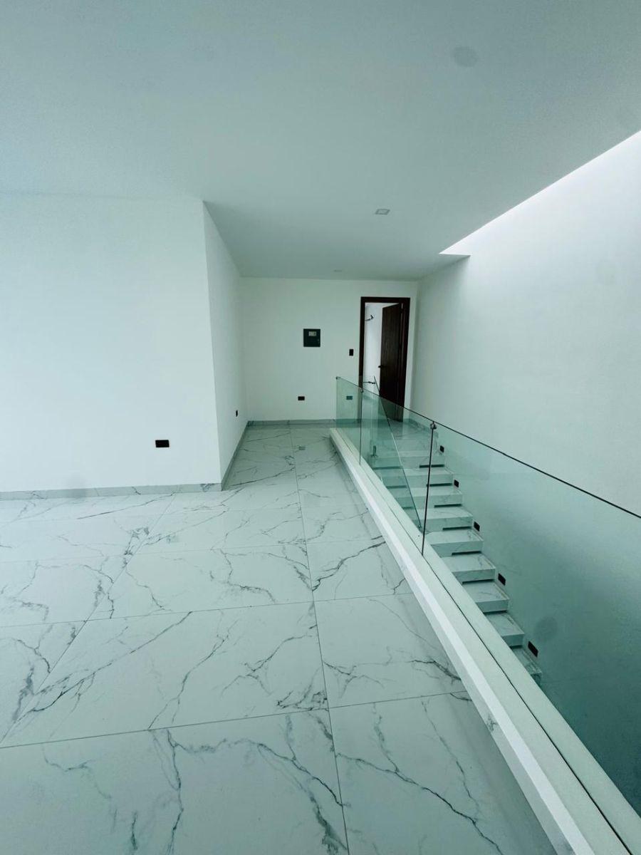 En Venta, Casa de 5 Habitaciones Frente Al Mar en Urbanización Exclusiva de Manta, Manabí — imagen 5