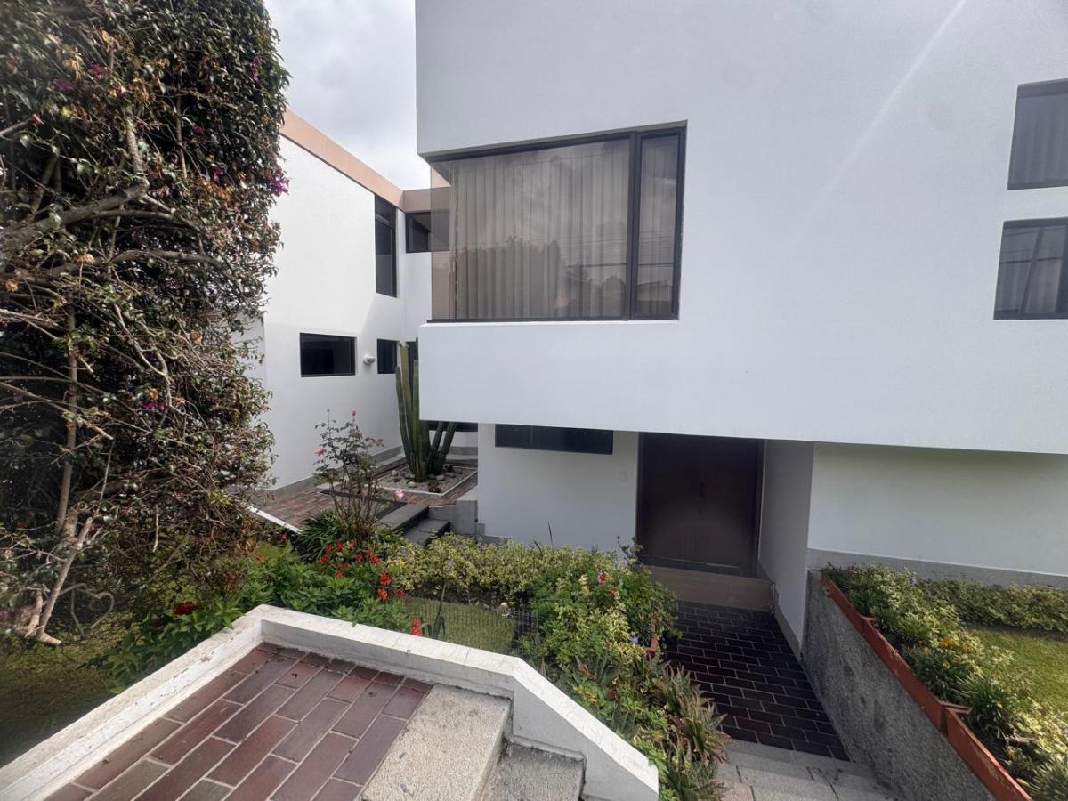 Casacasa en Venta Miravalle 2 — imagen 10
