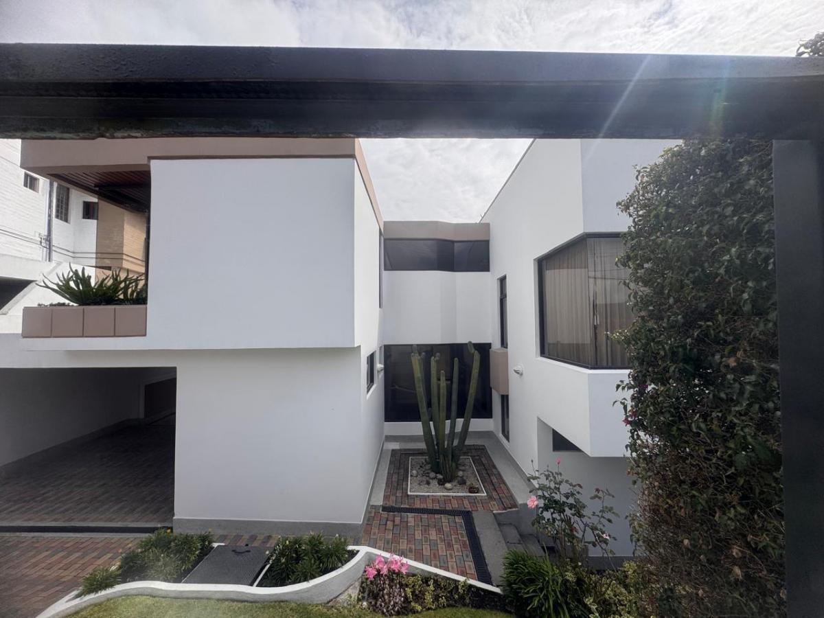 Casacasa en Venta Miravalle 2 — imagen 7