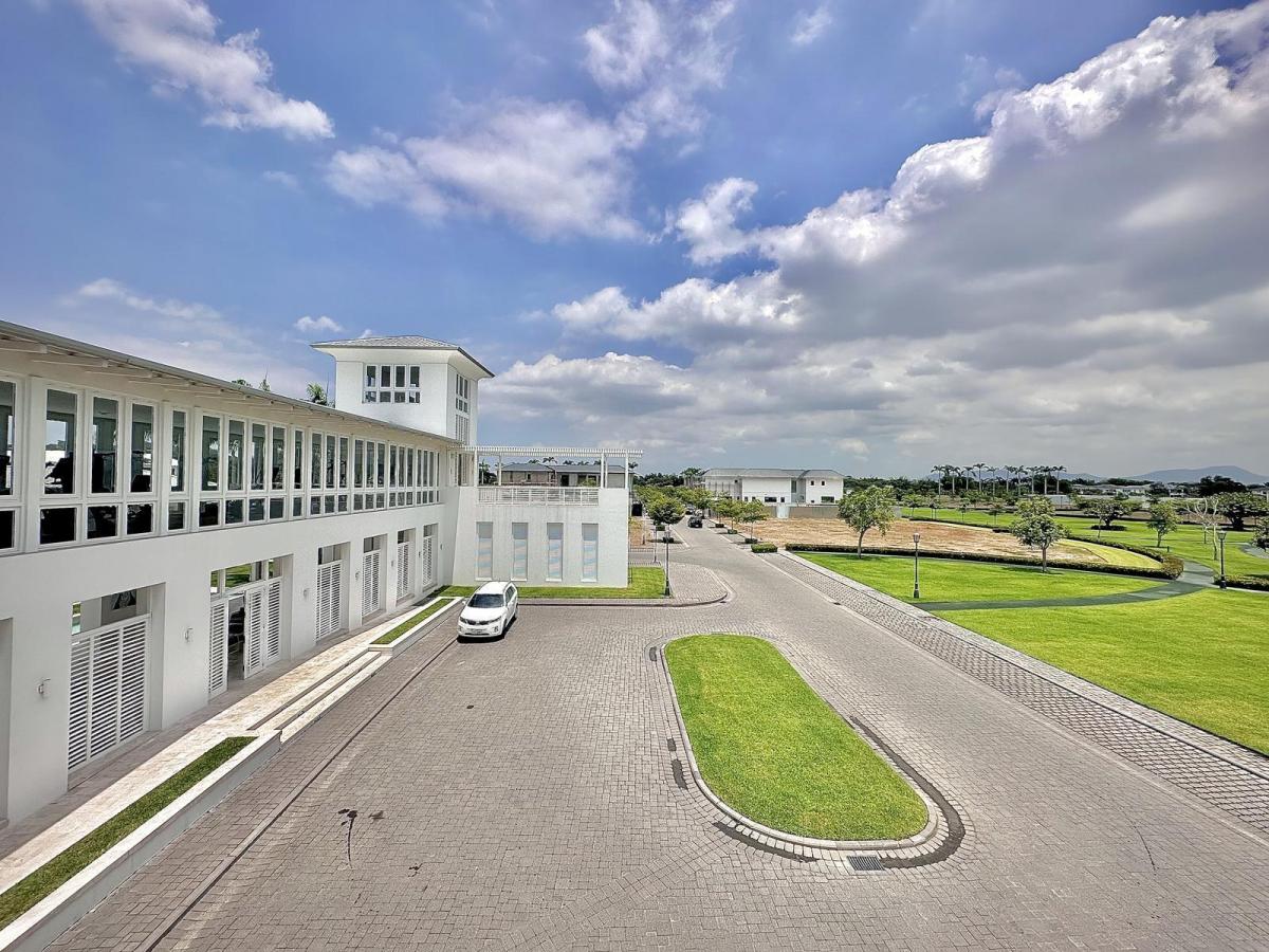 Terreno Esquinero Samborondon Parques de Batan, Guayas — imagen 10
