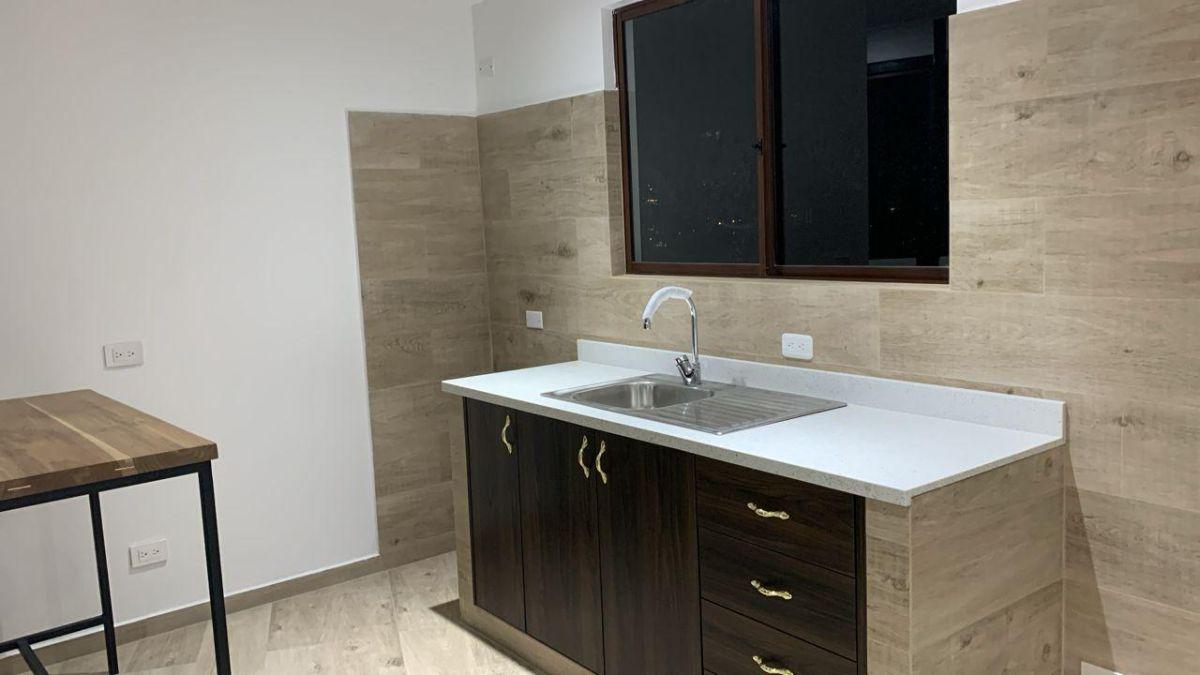 Casa en Venta 2 Habitaciones Mas Suite Independiente Ilaló Tumbaco — imagen 7