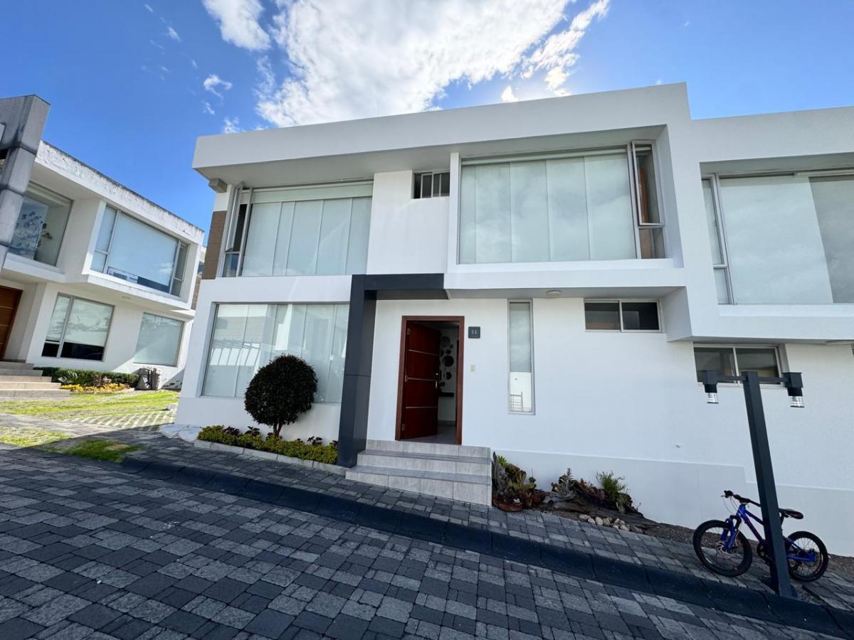 Casa en Tumbaco — imagen 7