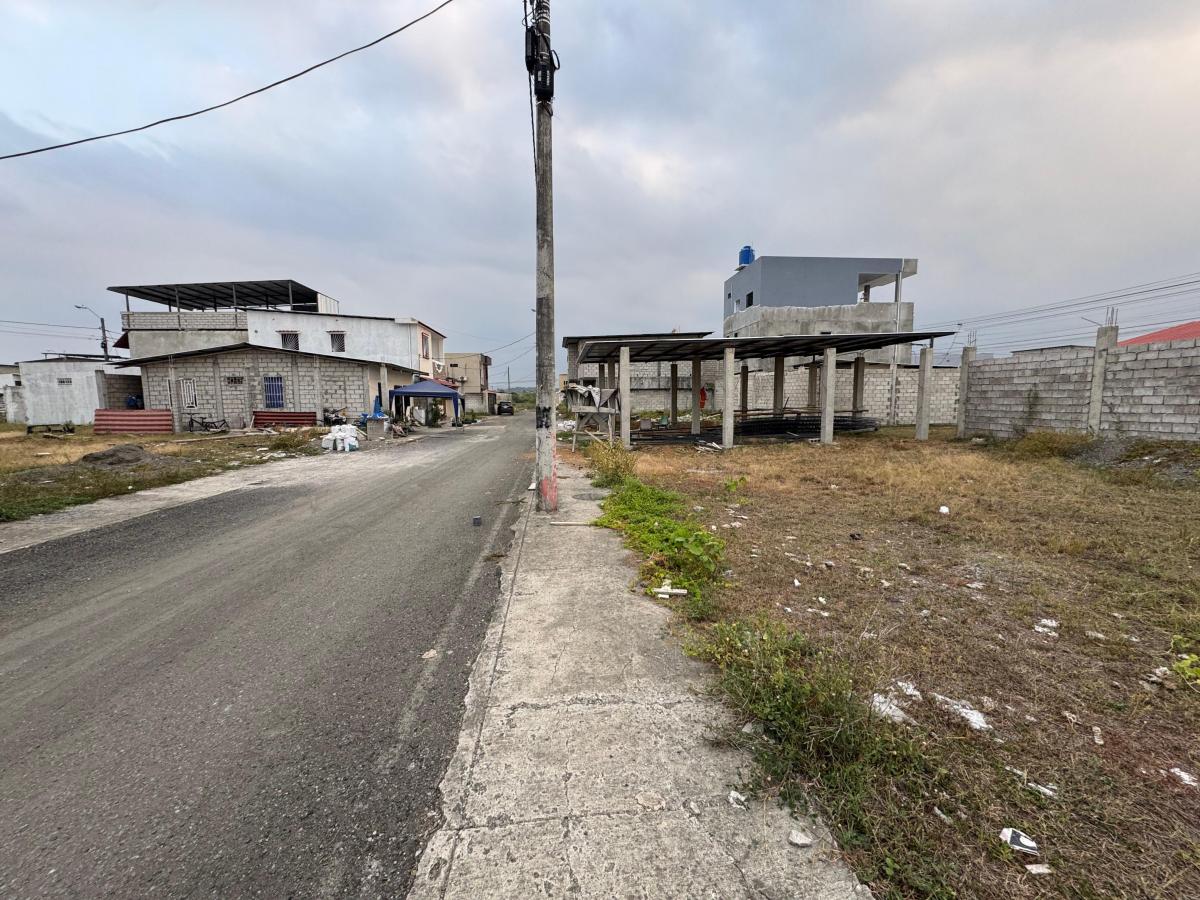 En Venta Terrenos en Villa Bonita, Guayaquil. Guayas — imagen 10