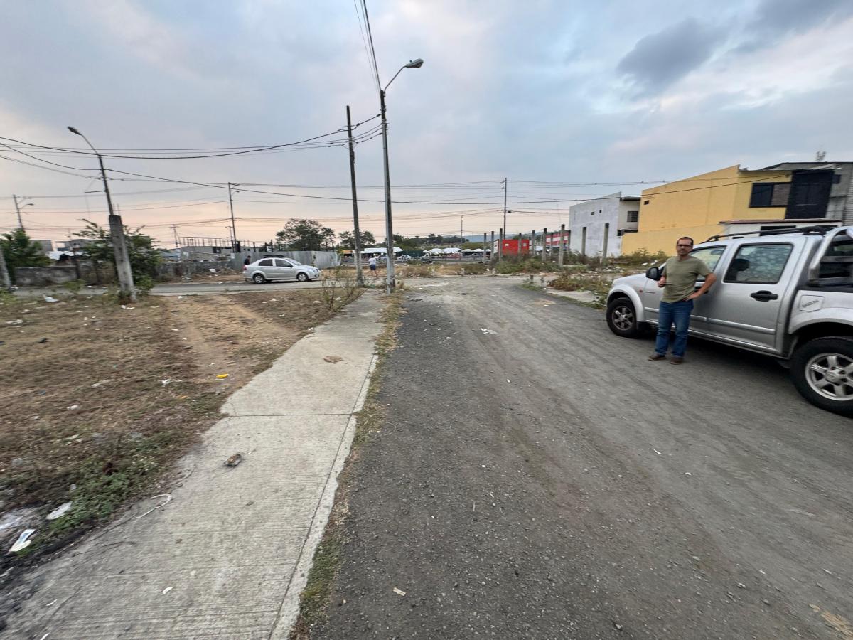 En Venta Terrenos en Villa Bonita, Guayaquil. Guayas — imagen 3