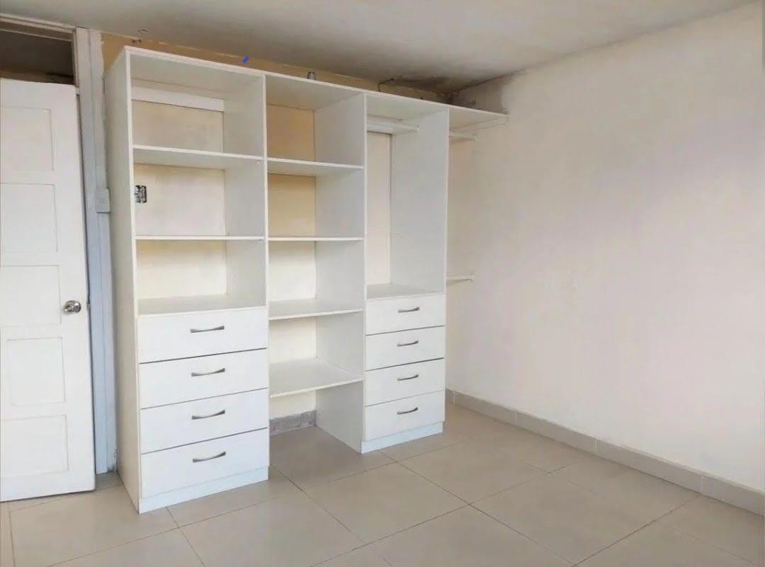 Cdla Chimborazo Sur de Quito Vende Casa 6 Departamentos 6 Parqueaderos — imagen 6
