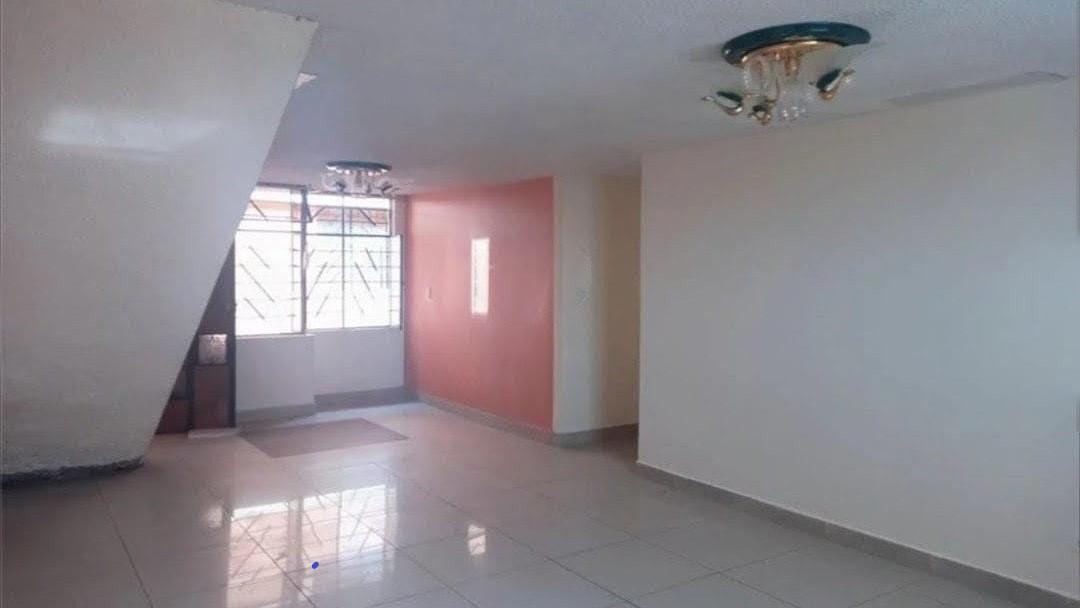 Cdla Chimborazo Sur de Quito Vende Casa 6 Departamentos 6 Parqueaderos — imagen 3
