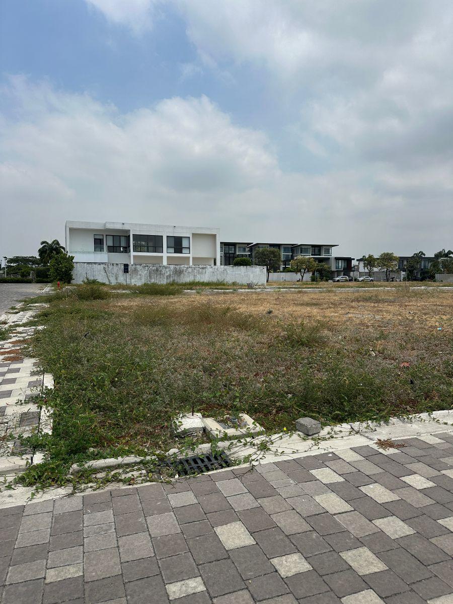 En Venta Terreno Esquinero en Lisola Village, Isla Mocoli - Urbanizacion Lisola, Guayas — imagen 4