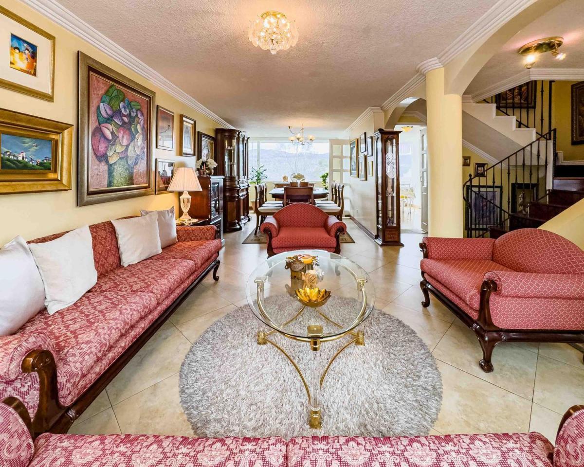 Venta Casa de Lujo en Caminos del Balcón – Ponceano Norte, Quito — imagen 9