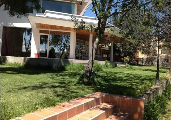 Quito Norte, Lujosa Residencia en Venta, Vista Sensacional — imagen 8