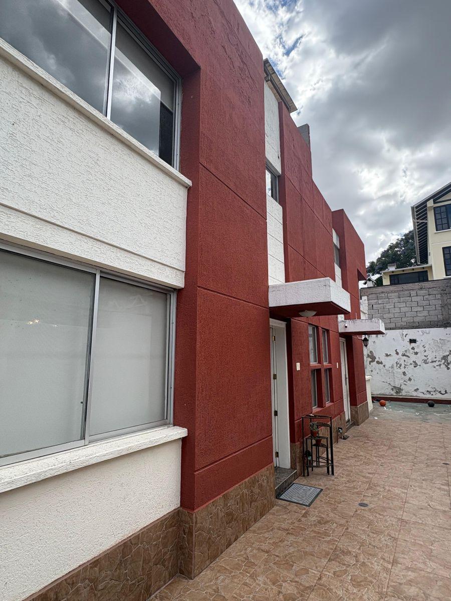 Casa de Venta en Pusuqui de 125 m² en Urbanización del Arquitecto — imagen 10