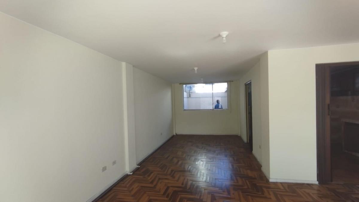 Casa en Venta Independiente,3 Dorm., Suite y Parqueadero — imagen 8