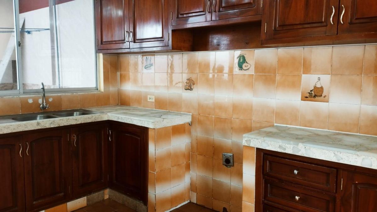 Casa en Venta Independiente,3 Dorm., Suite y Parqueadero — imagen 6