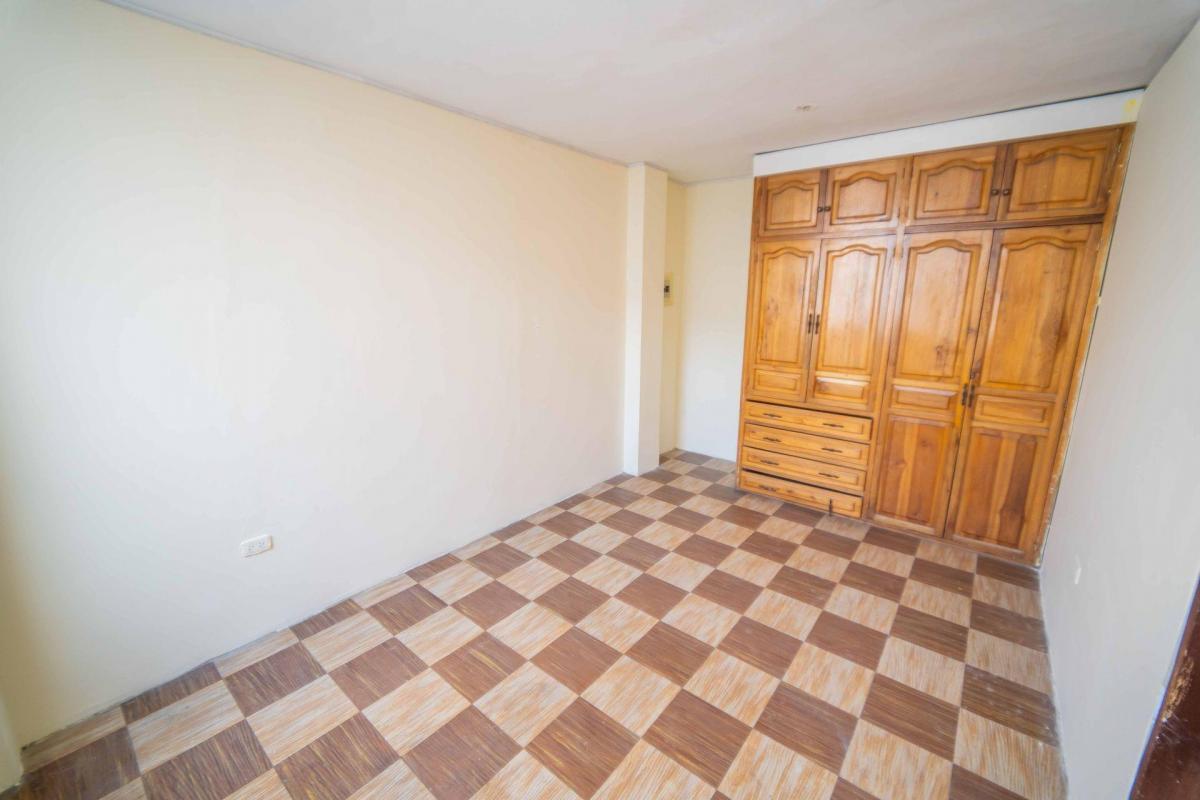 Chillogallo Casa Venta 491,70 m² Tres Pisos Sur Quito — imagen 3
