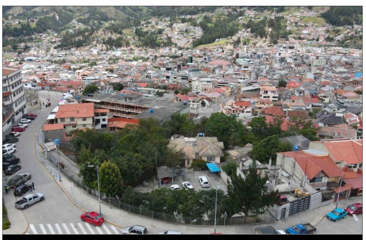 Gran Propiedad de Venta en El Centro de Azogues. Provincia de Cañar — imagen 6