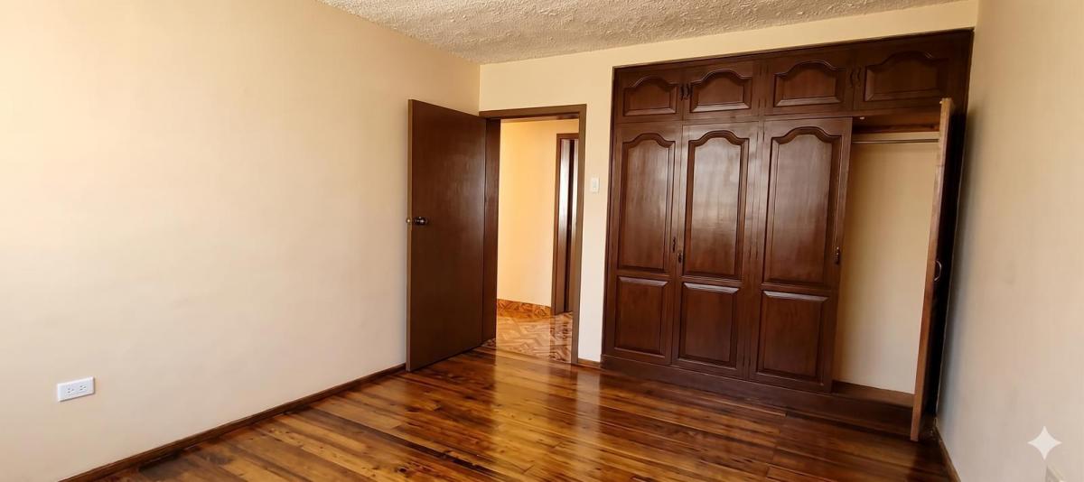 Casa en Venta – Sector Atahualpa, Maximilino Rodriguez Oe2 - 518 y Jipijapa, Sur de Quito. Provincia de Pichincha — imagen 4