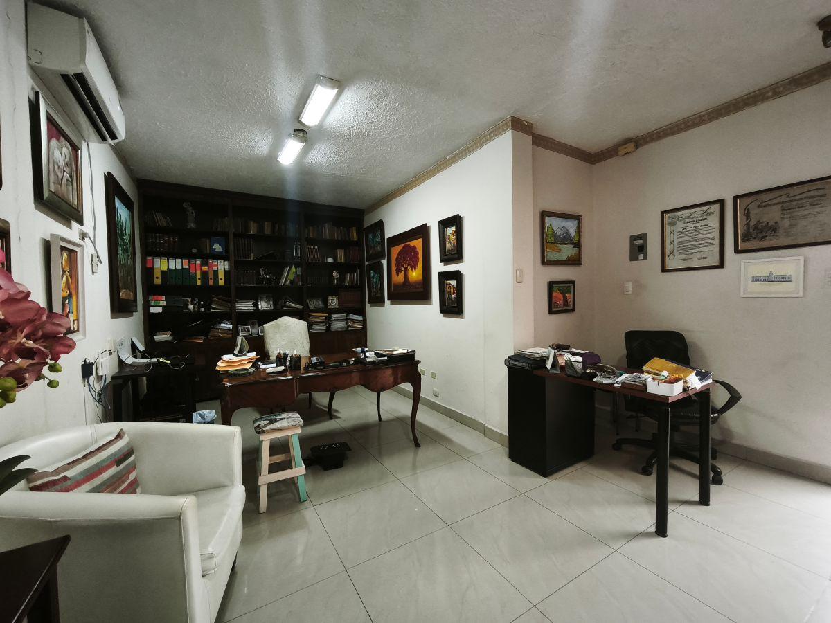 Casa de Una Planta en Venta en Urdesa Central con 600 m² de Área atrás del Nuevo Súpermaxi, Guayas — imagen 8