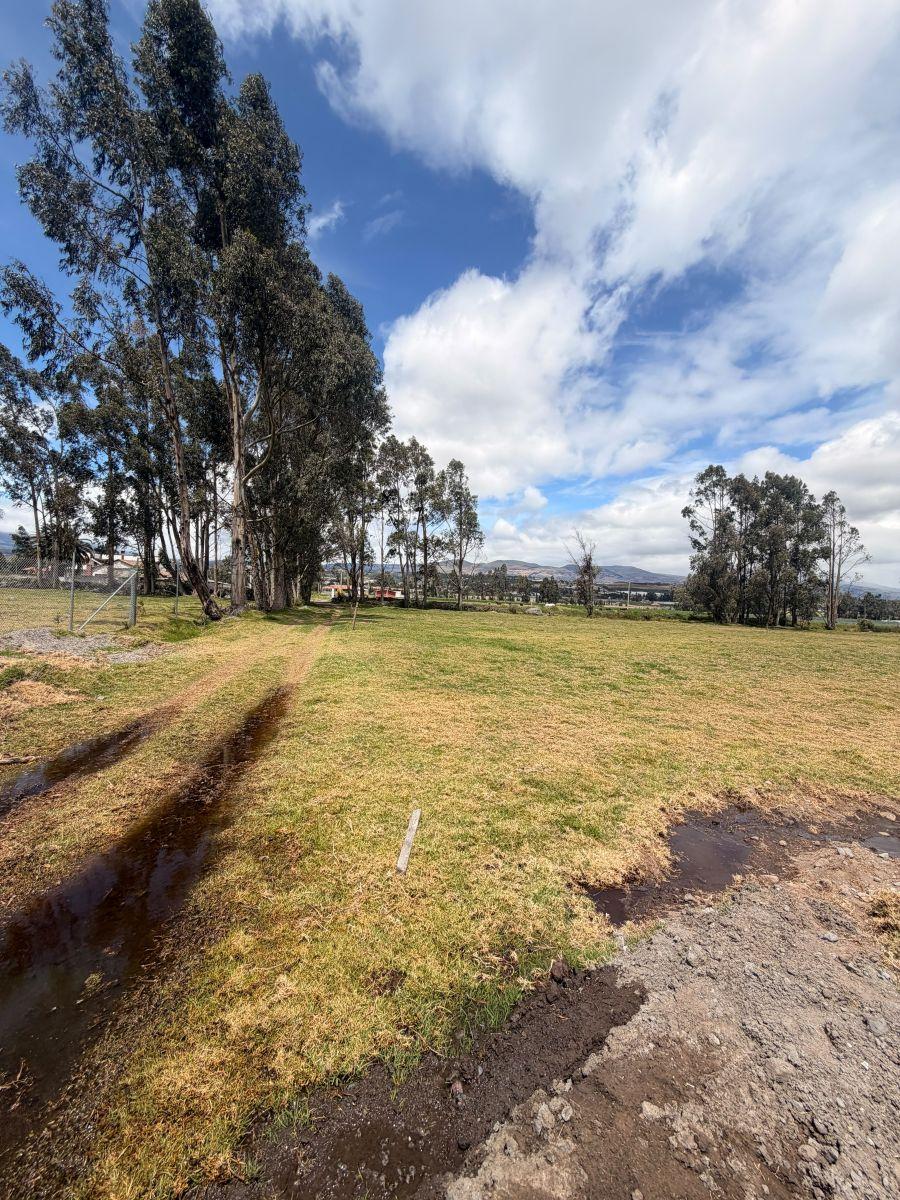 Terreno de 59000 m² en Venta en El Norte de Latacunga, Cotopaxi — imagen 8