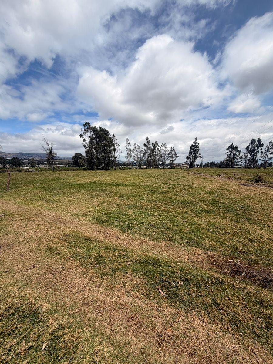 Terreno de 59000 m² en Venta en El Norte de Latacunga, Cotopaxi — imagen 5