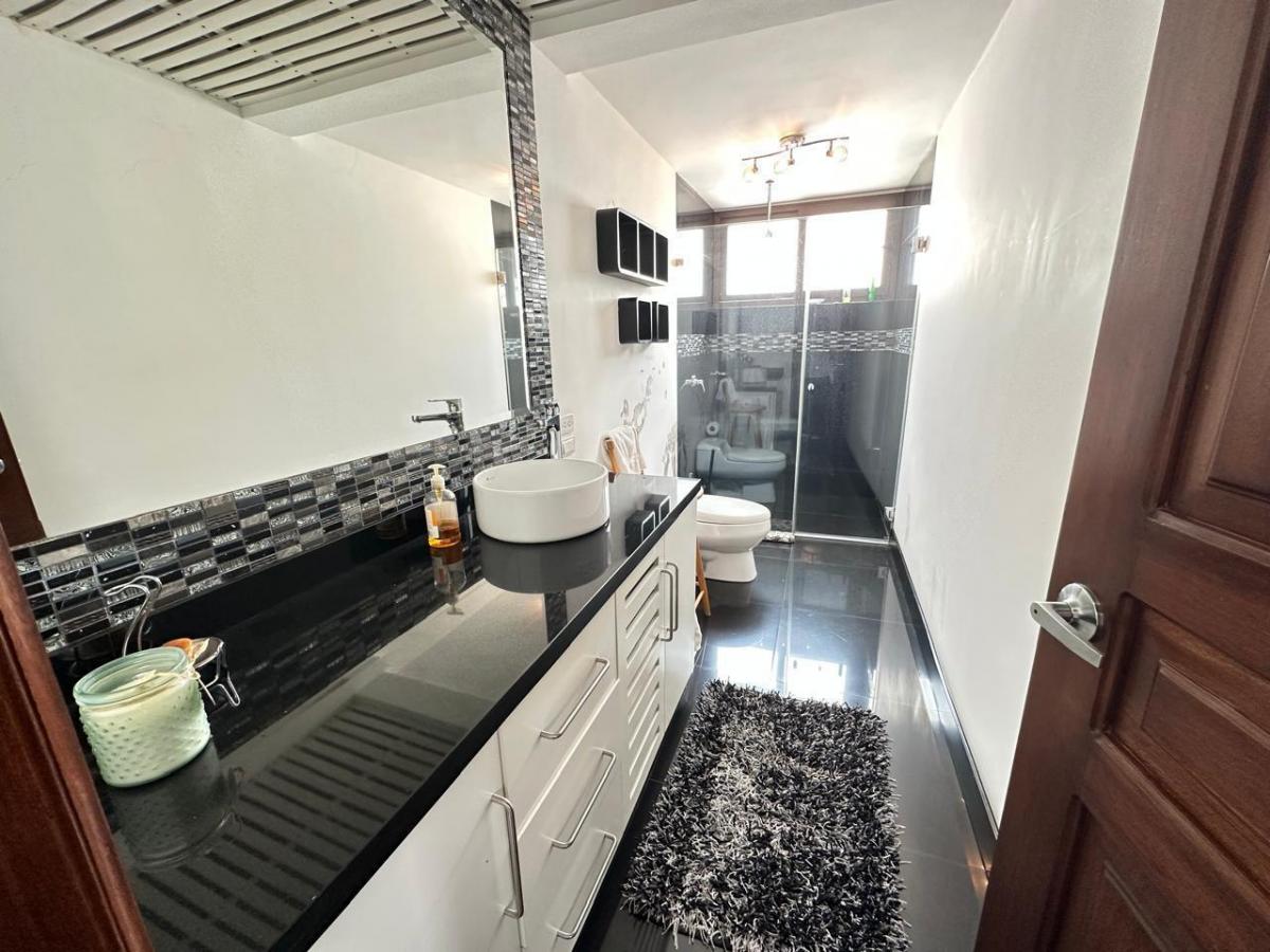 Casa en Monteserrín — imagen 4