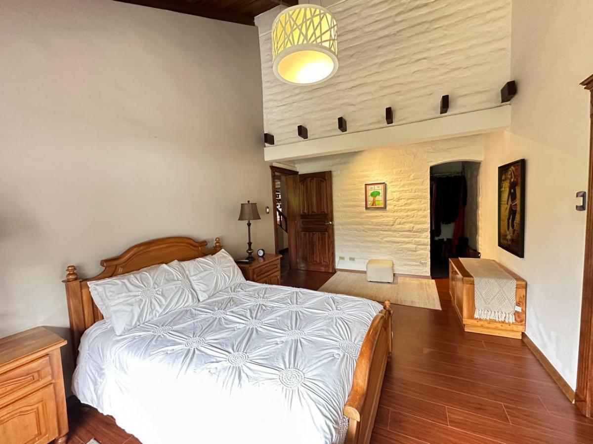 Casa en Monteserrín — imagen 3
