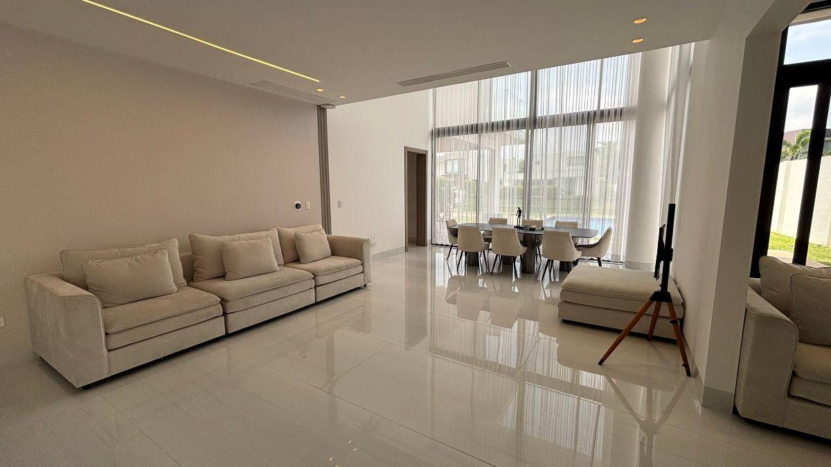 Moderna Casa Junto Al Lago en Venta | Blue Bay – Isla Mocolí, Guayas — imagen 9