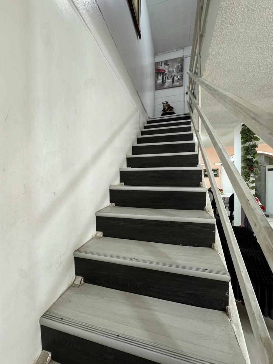 Venta Casa de Oportunidad de Contado – 268 m² + Departamento Independiente – Pusuquí — imagen 4