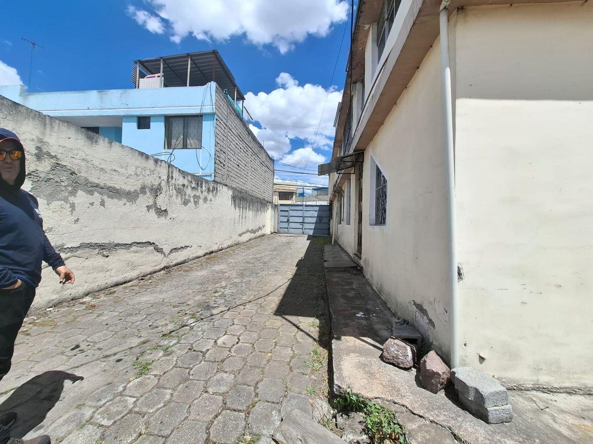 Vendo Casa en El Sur, Sector Estadio del Aucas a 1 Cuadra. Provincia de Pichincha — imagen 9