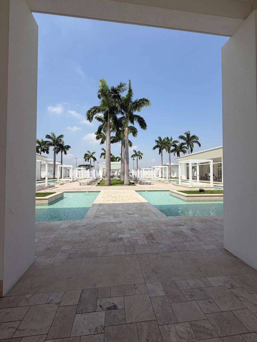 En Venta Terreno en Parques del Batán medianero, Guayas — imagen 3