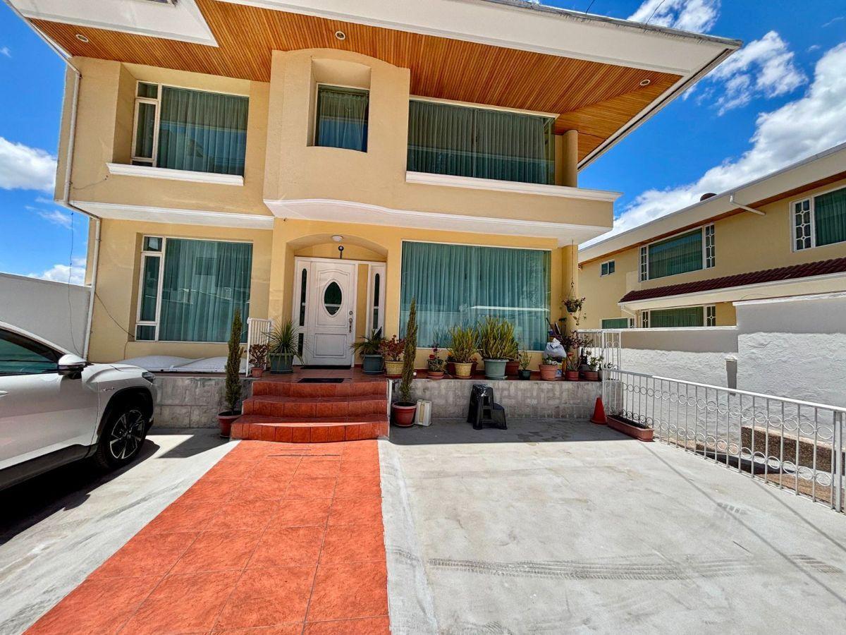 En Venta – Casa + Departamento en Amagasí del Inca — imagen 7