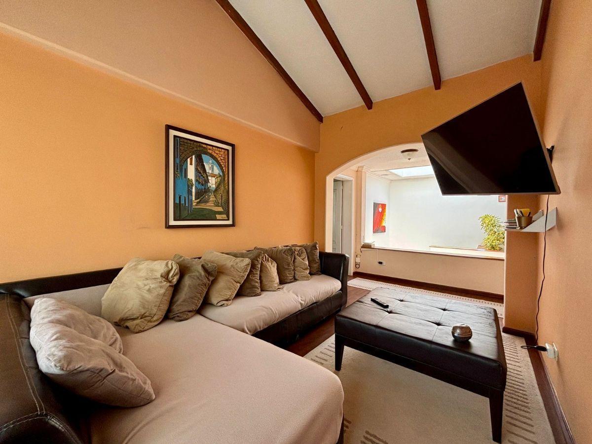 En Venta – Casa + Departamento en Amagasí del Inca — imagen 6