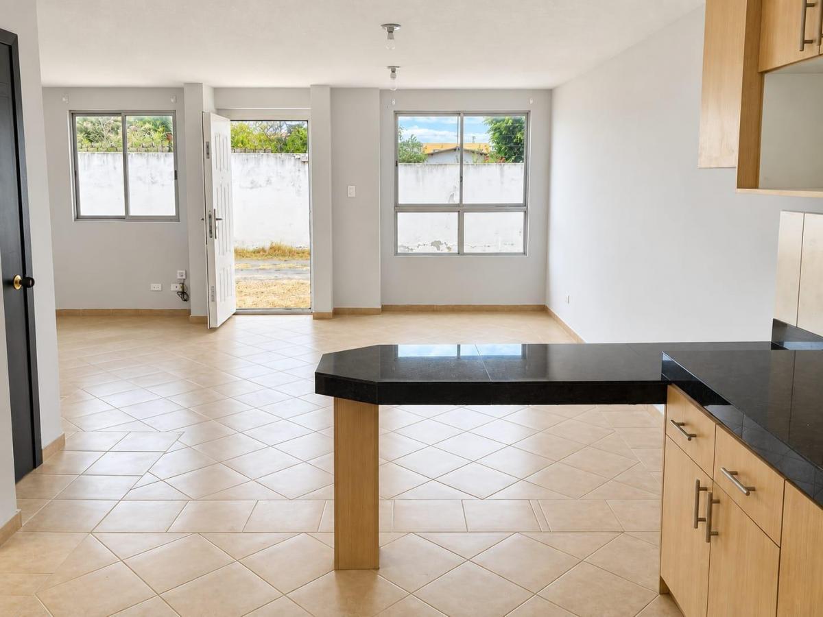Casa en Venta en Mitad del Mundo, San Antonio de Pichincha – Conjunto Carolina — imagen 9