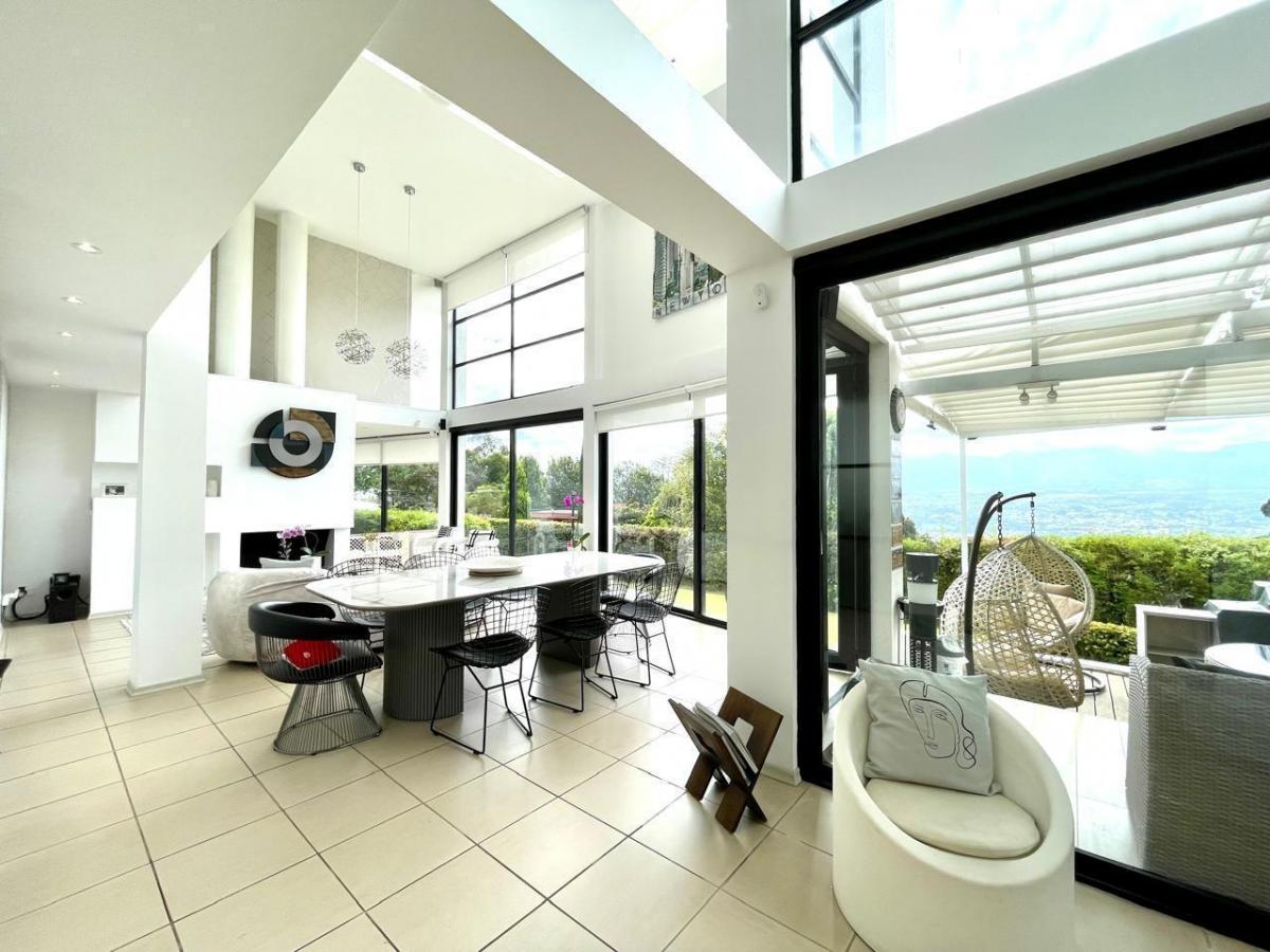 Casa de Venta en Cumbaya Sector San Juan — imagen 8