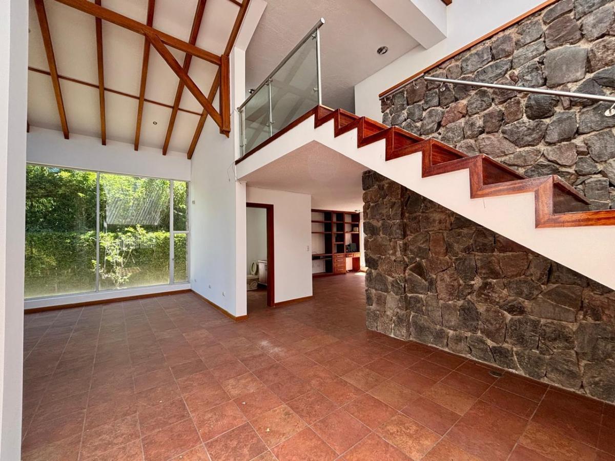 Casa en Cumbayá — imagen 8