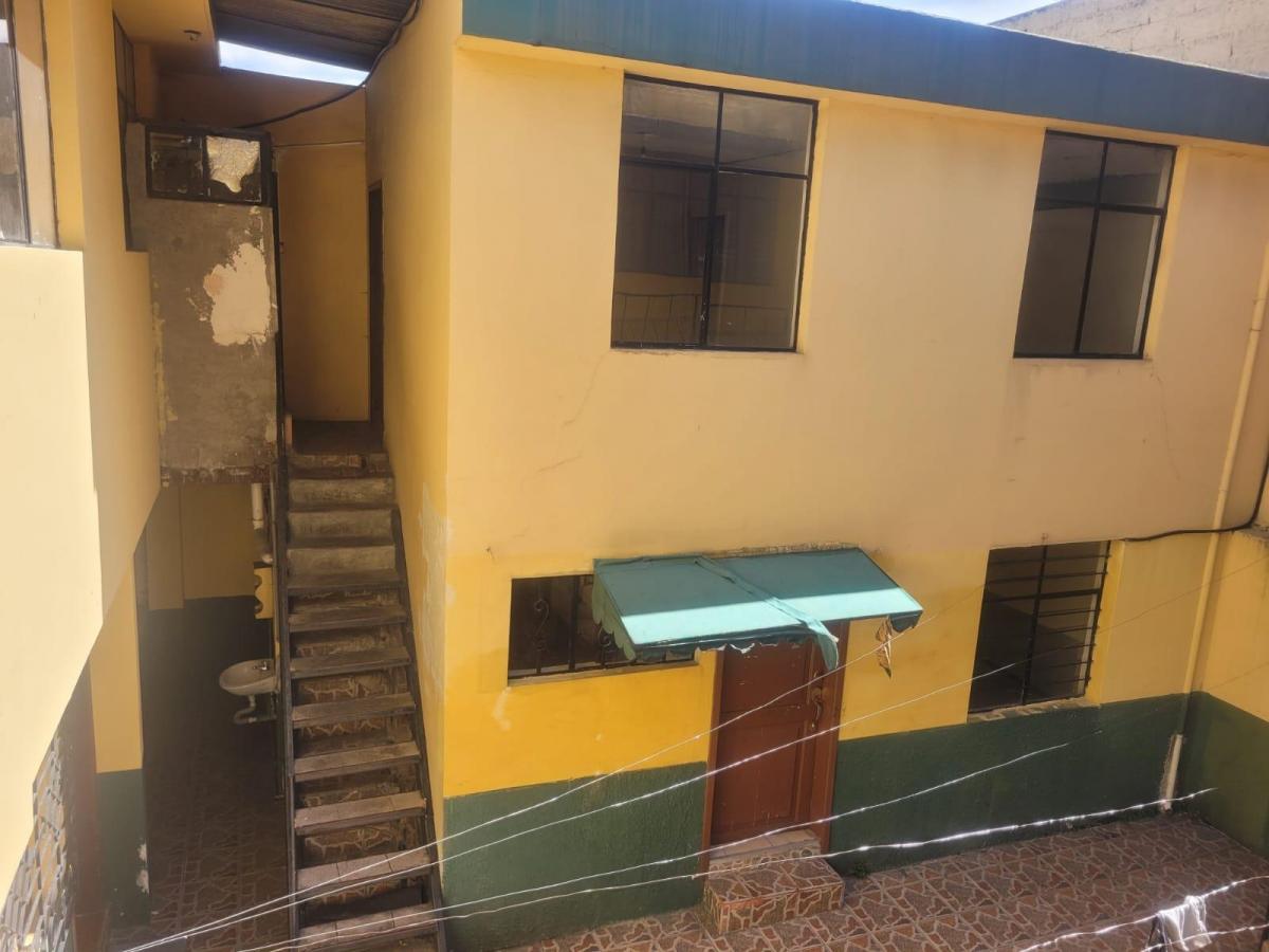 Vendo Casa con 5 Departamentos Sur de Quito El Camal — imagen 8