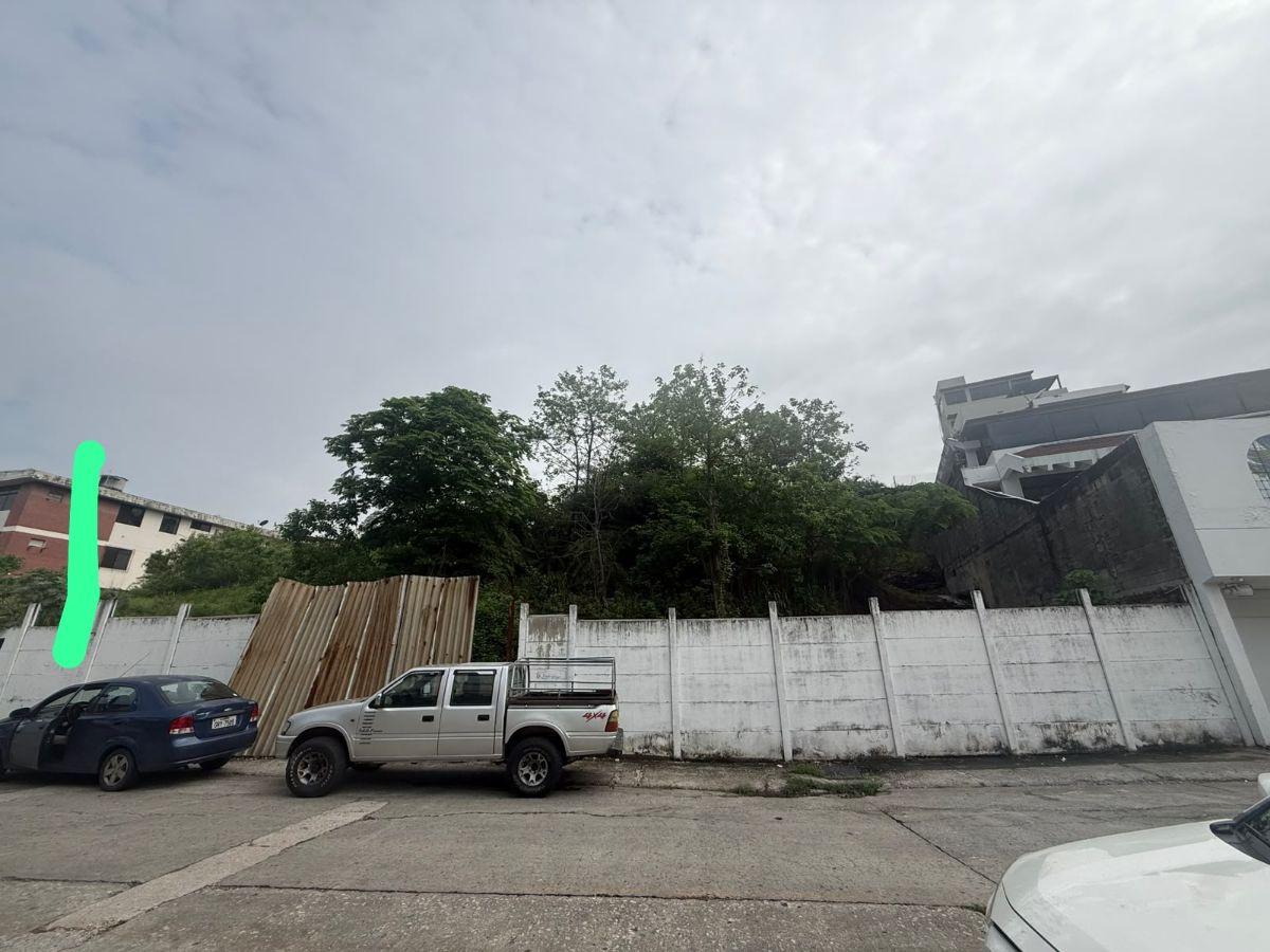 Urdesa, Lomas de Urdesa, Vendo Lindo Terreno. Guayas — imagen 9