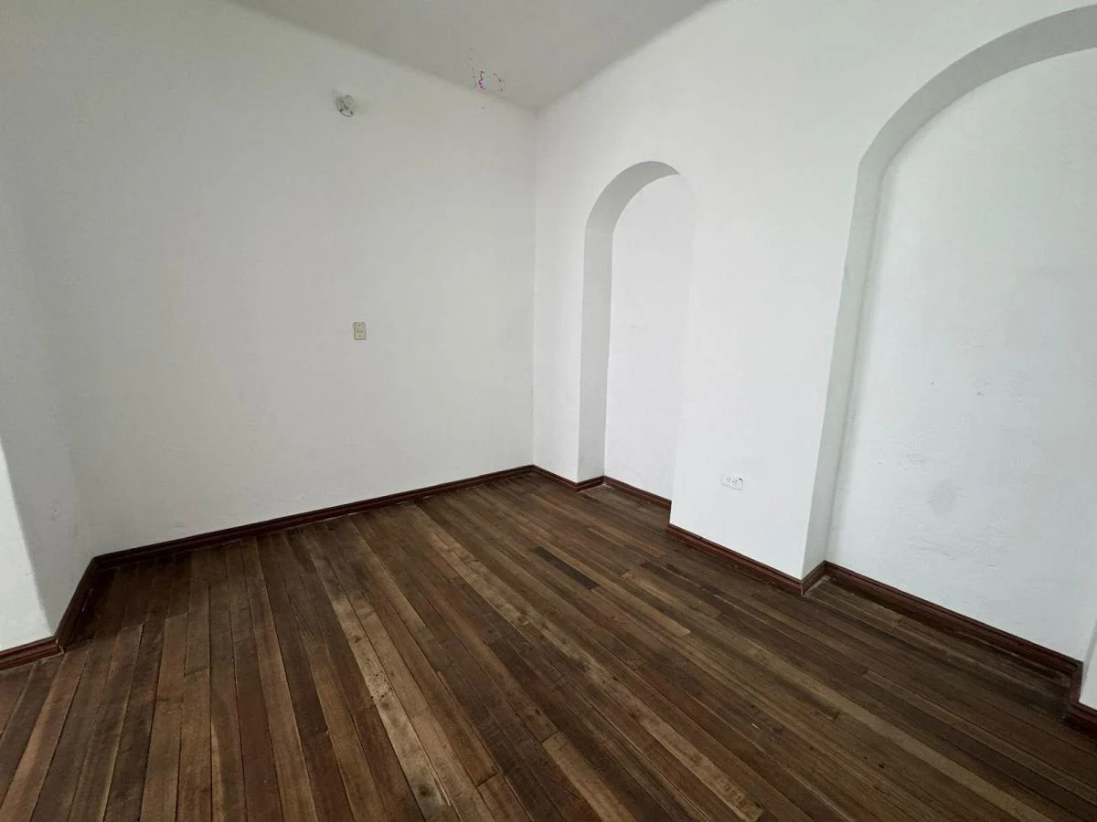 Casa Comercial en Venta Av America — imagen 10