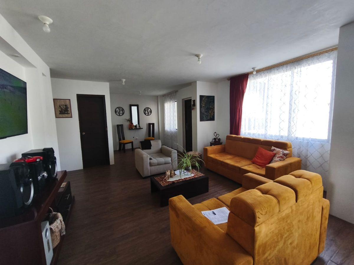 Casa Rentera en Venta Calderón Zona Plan de Vivienda Ecuador 2 Departamentos + 2 Mini Departamentos. Provincia de Pichincha — imagen 8