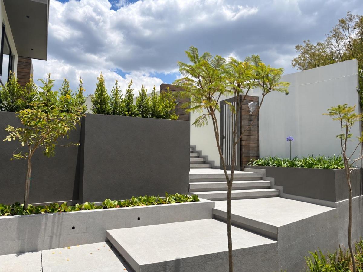 Casa Moderna de 3 Dorm. en Venta – San Juan Alto de Cumbayá — imagen 9