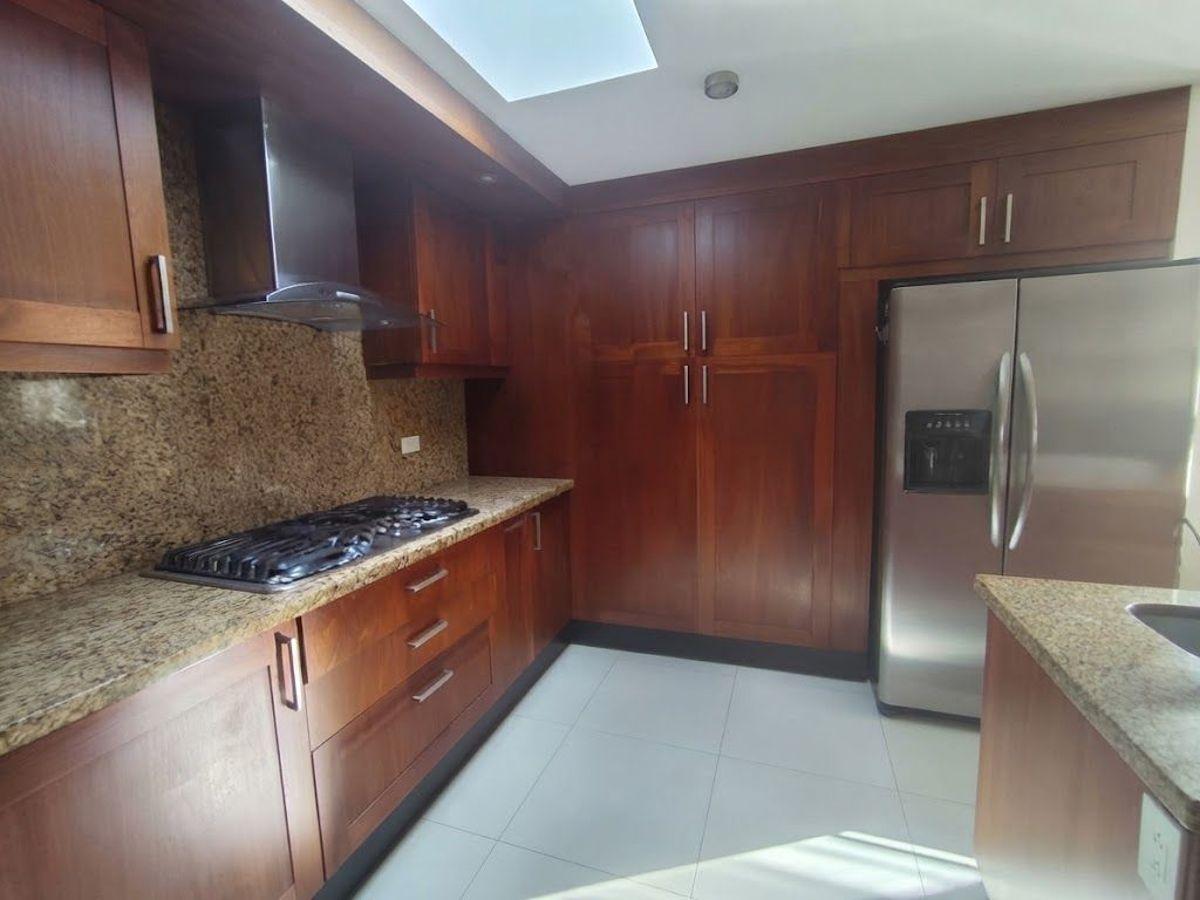 Venta Casa en Tumbaco, Conjunto La Cascada, Seguridad 24/7, 234 m² — imagen 6