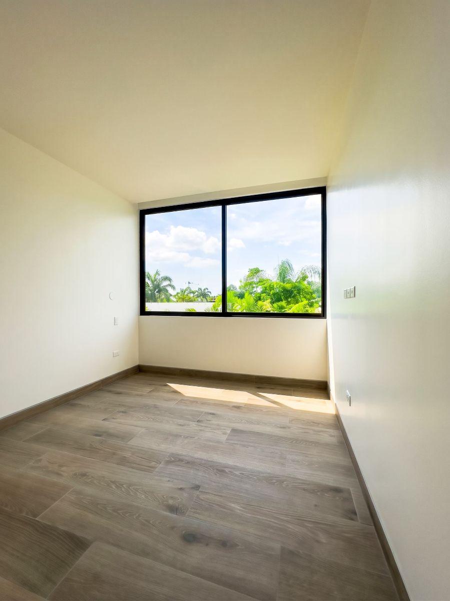 Casa en Venta de 3 Dorm. – Mocoli, Samborondon – Urb. El Parque – Nueva de Estreno, Guayas — imagen 4