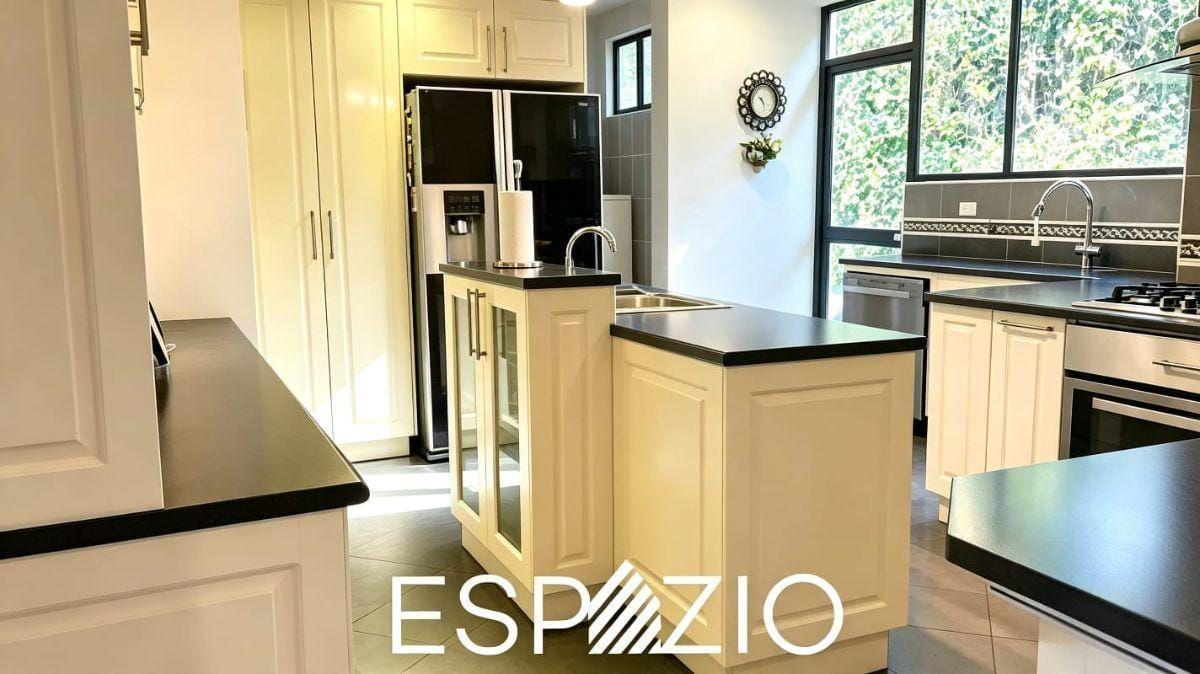 Casa de Lujo en Venta Cumbaya Sector San Juan Alto — imagen 8